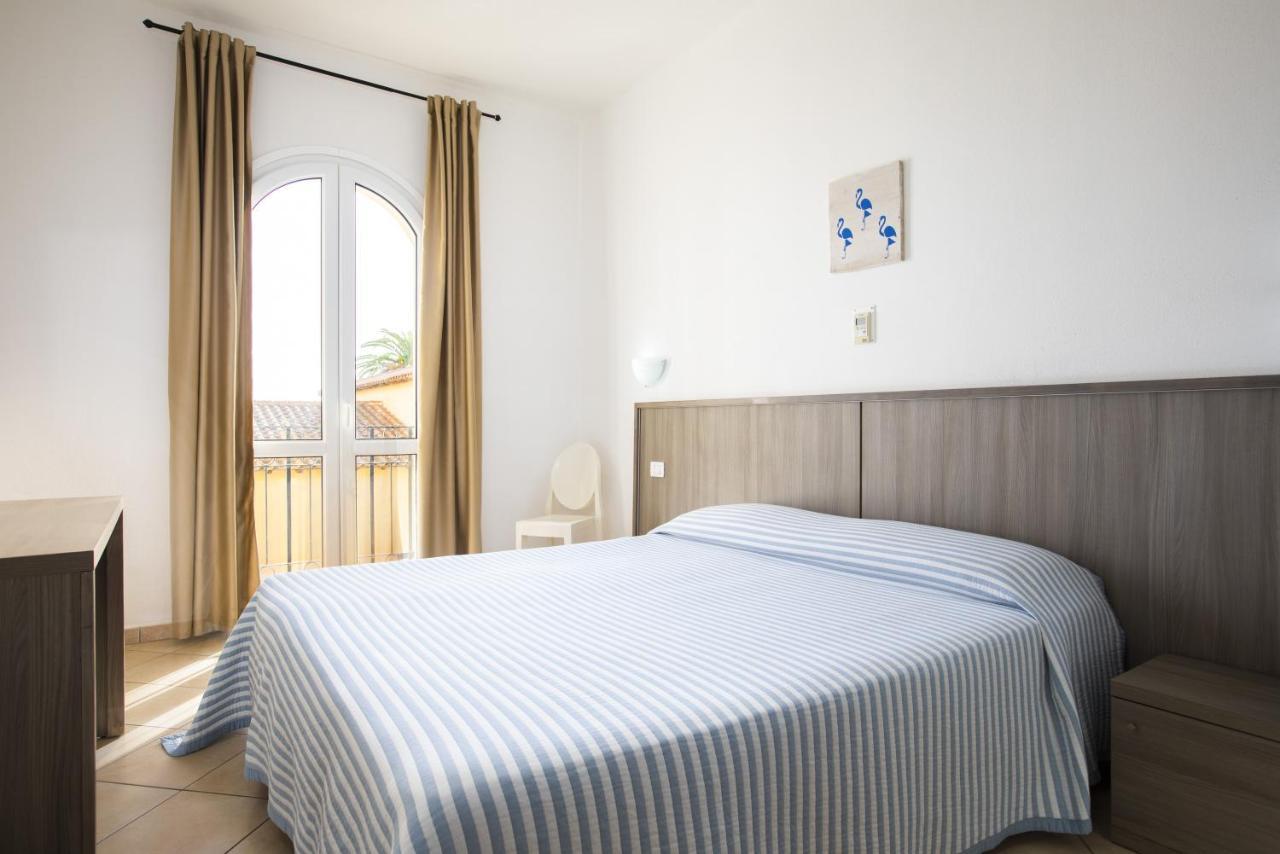 Muma Hostel Сант-Антиоко Экстерьер фото