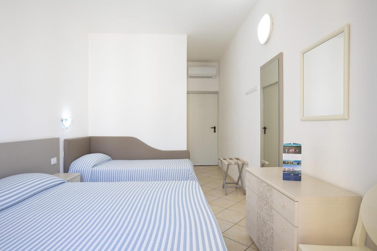 Muma Hostel Сант-Антиоко Экстерьер фото