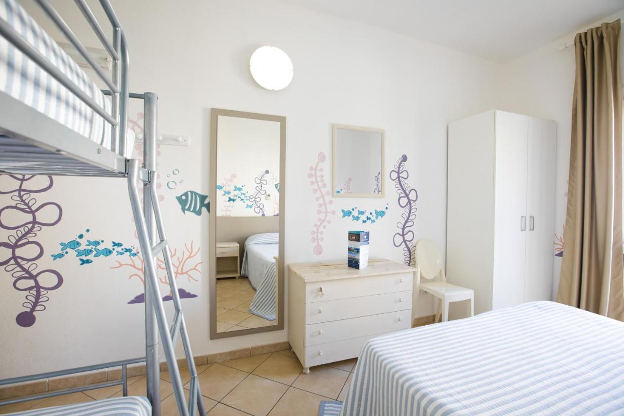 Muma Hostel Сант-Антиоко Экстерьер фото