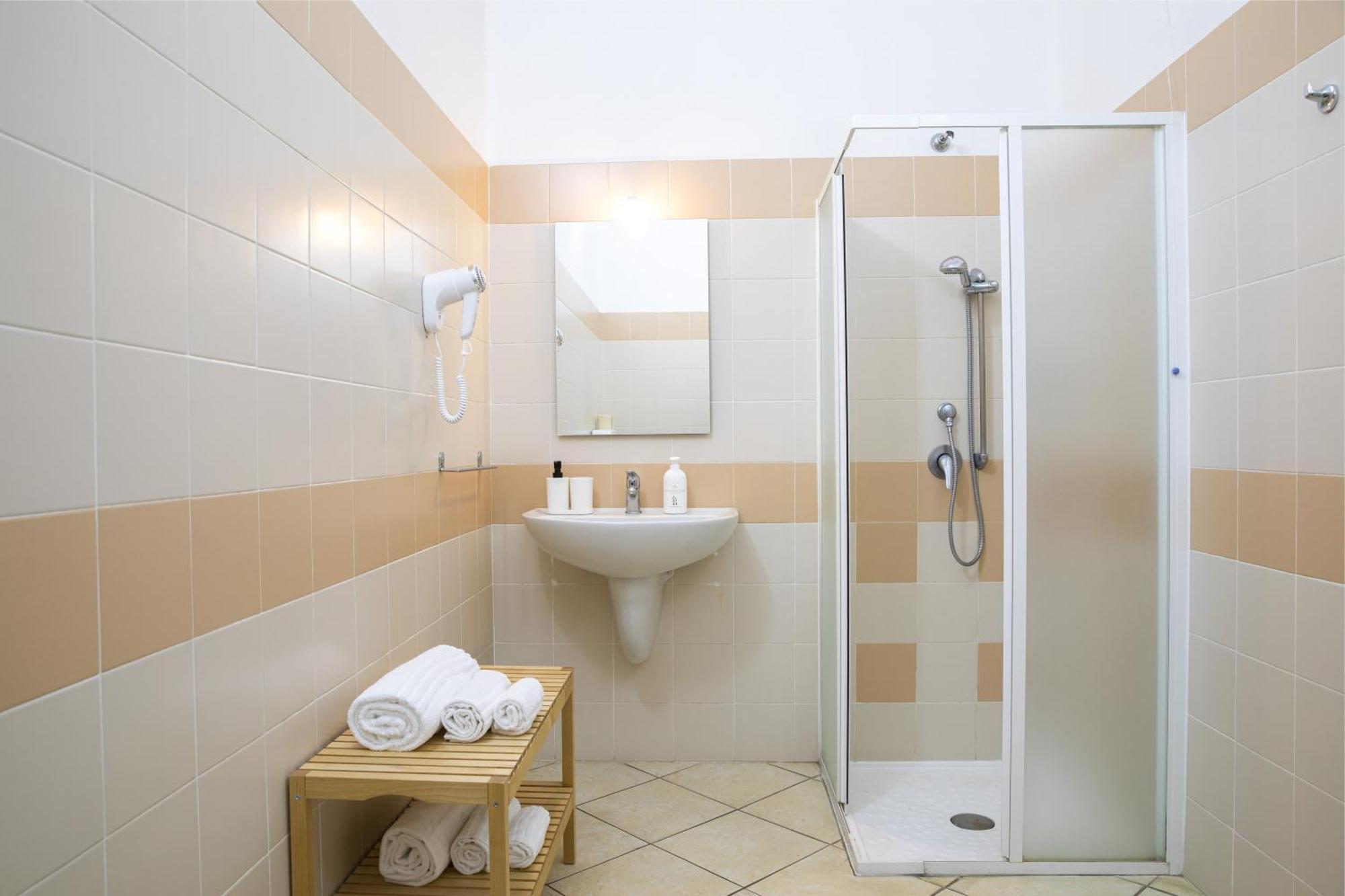 Muma Hostel Сант-Антиоко Экстерьер фото