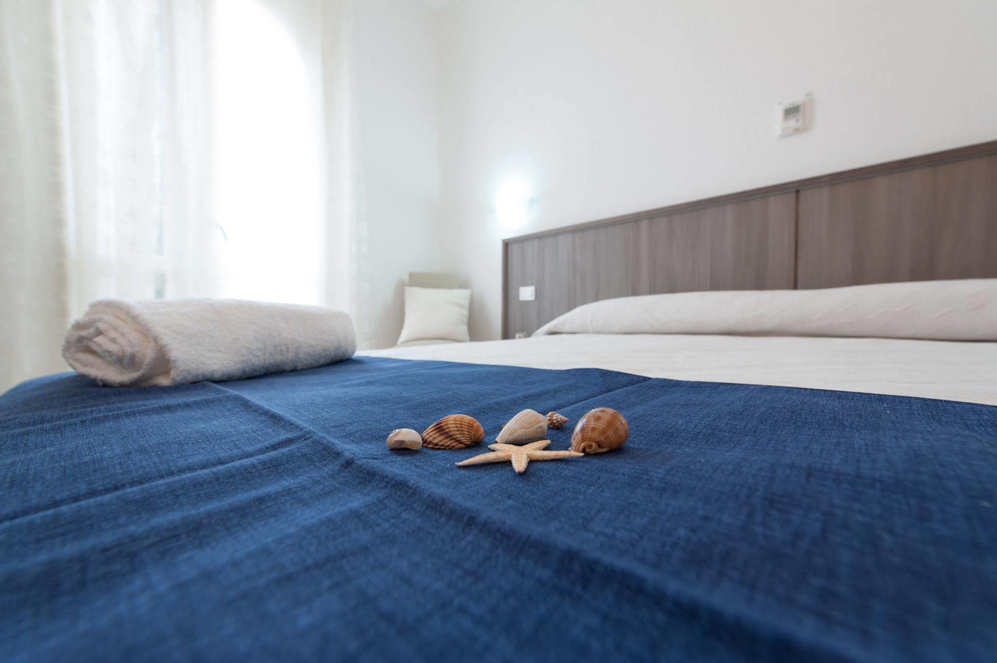 Muma Hostel Сант-Антиоко Экстерьер фото