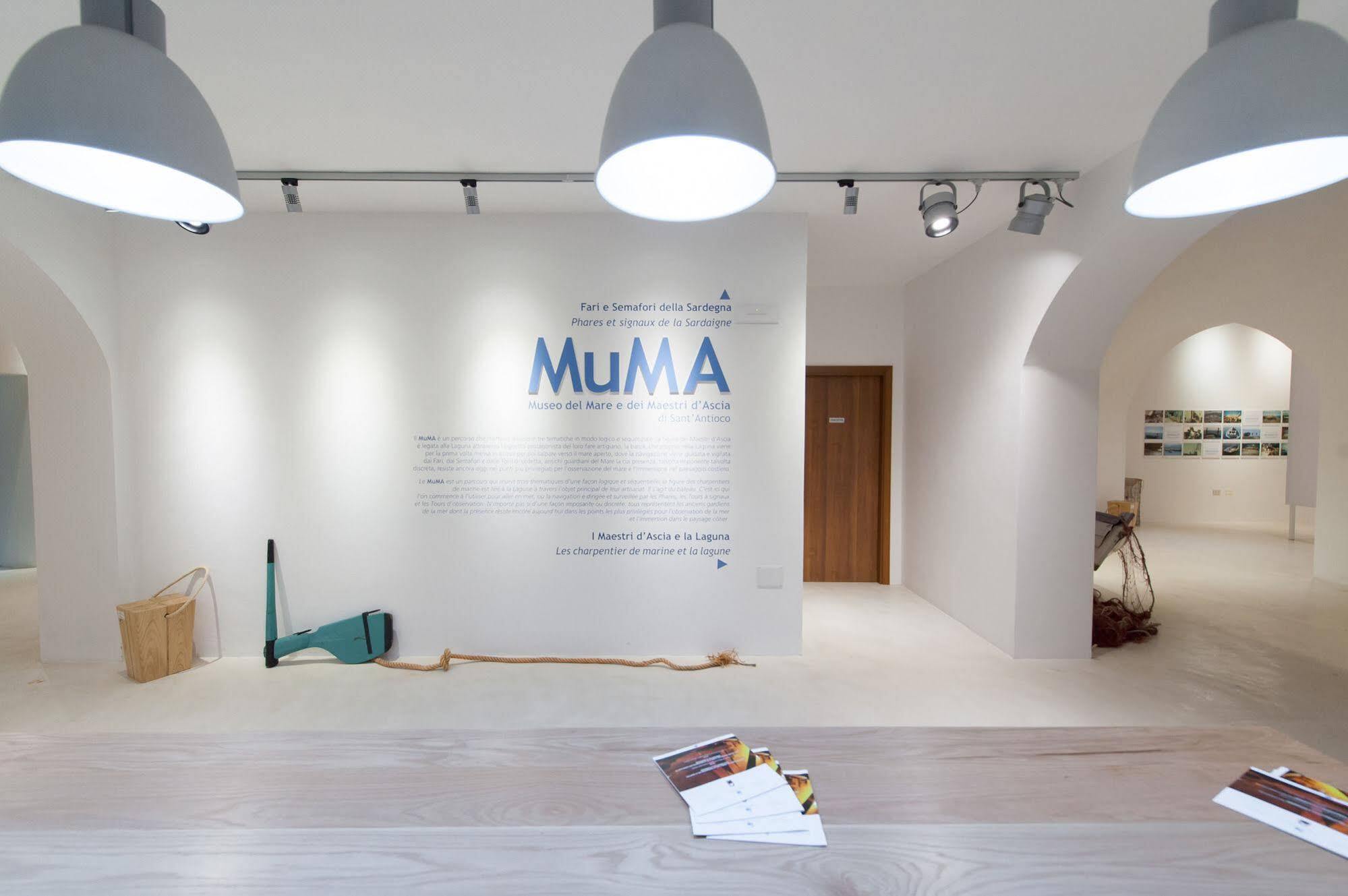 Muma Hostel Сант-Антиоко Экстерьер фото